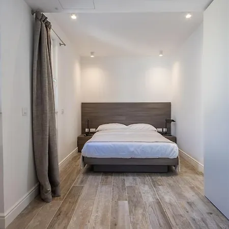 Apartment Old Theatre - Maddalena Valletta