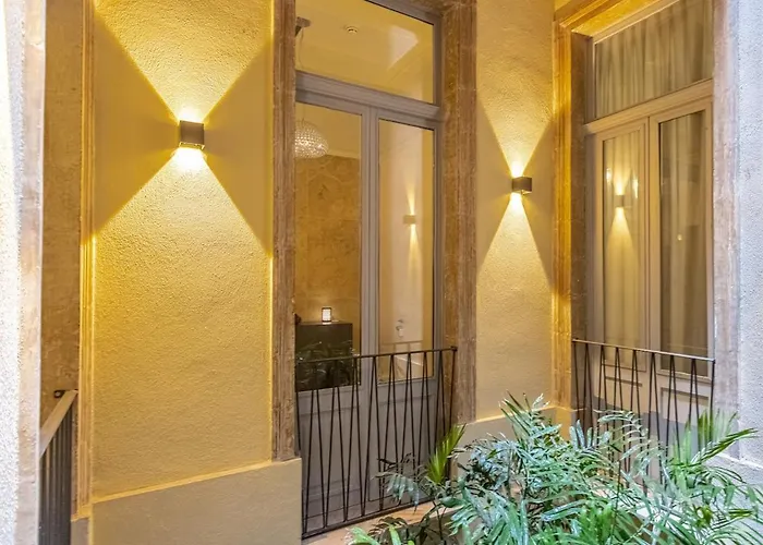 Old Theatre - Maddalena * Valletta